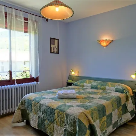 Le Clos D'is Hotel 2*